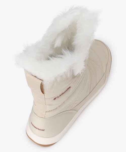 Columbia（コロンビア）の「防滑 防水 防寒 Columbia／レディース ミンクス スリップ ファイブ ワイド スノーブーツ／コロンビア（ブーツ・レディース・ストーン/ブラック・23.0cm/24.5cm/23.5cm/24.0cm/22.5cm/26.0cm/25.5cm/25.0cm）」の6枚目の写真