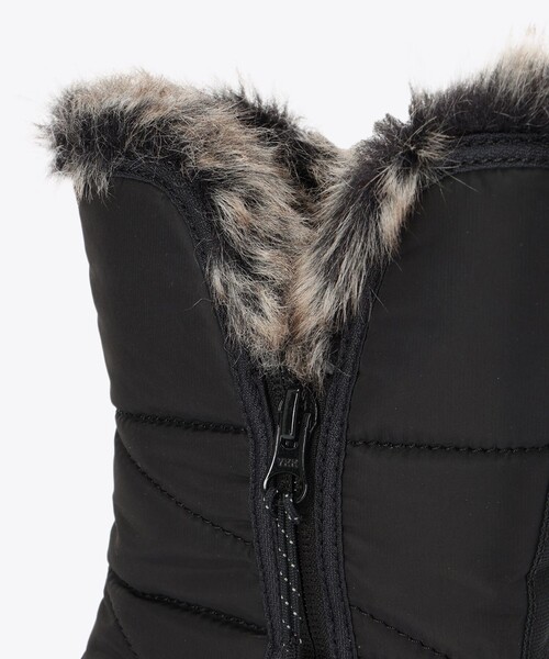 Columbia（コロンビア）の「防滑 防水 防寒 Columbia／レディース ミンクス スリップ ファイブ ワイド スノーブーツ／コロンビア（ブーツ・レディース・ストーン/ブラック・23.0cm/24.5cm/23.5cm/24.0cm/22.5cm/26.0cm/25.5cm/25.0cm）」の19枚目の写真