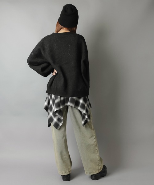 SPINNS（スピンズ）の「ストリート映え☆オールドイングリッシュゆるニット/オールドイングリッシュロゴ（ニット/セーター・レディース・ネイビー/グレー系その他2/ブラック/アイボリー/グレー系その他・ONESIZE）」の7枚目の写真