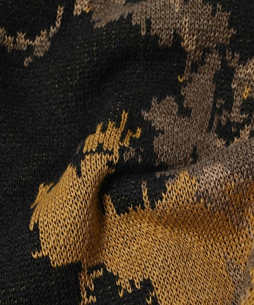 ADAM PATEK(アダムパテック)の「ADAMPATEK/mad embroidered fade knit cardigan/総柄刺繍入りカーディガン(カーディガン/ボレロ・メンズ・グレー系/ブラウン系・1/2)」の3枚目の写真