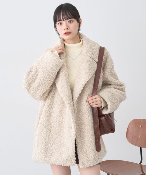 earth music&ecology（アースミュージックアンドエコロジー）の「【2025AW】ループファーコート（テーラードジャケット・レディース・アイボリー/グレイッシュベージュ/ピンクベージュ・FREE）」の22枚目の写真