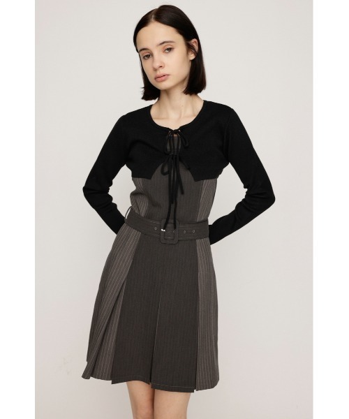 SLY（スライ）の「BOX PLEATS CAMI S/OP SET ボックスプリーツ ショート キャミワンピース セット 秋服 冬服（ワンピース・レディース・ベージュ系その他/グレー系その他2・1/2）」の4枚目の写真