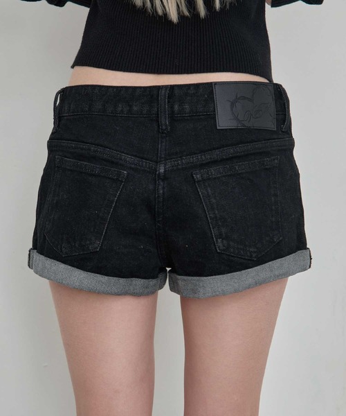 Heart Tattoo(ハートタトゥー)の「studs belt short pants / スタッズベルト付きショートパンツ(その他パンツ・レディース・ブラック系/ブラック系1・1/0)」の12枚目の写真