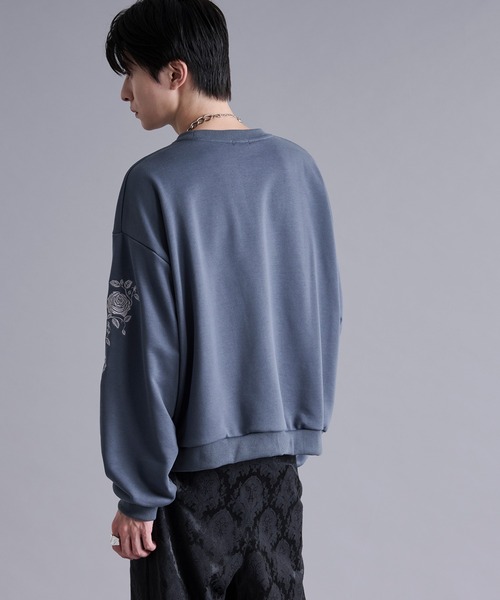 Ellno Loset（エルノロゼット）の「ローズ刺繍ウラケプルオーバー（スウェット・メンズ・バーガンディー/ブラック/ブルーグレー・SMALL/MEDIUM/LARGE）」の16枚目の写真