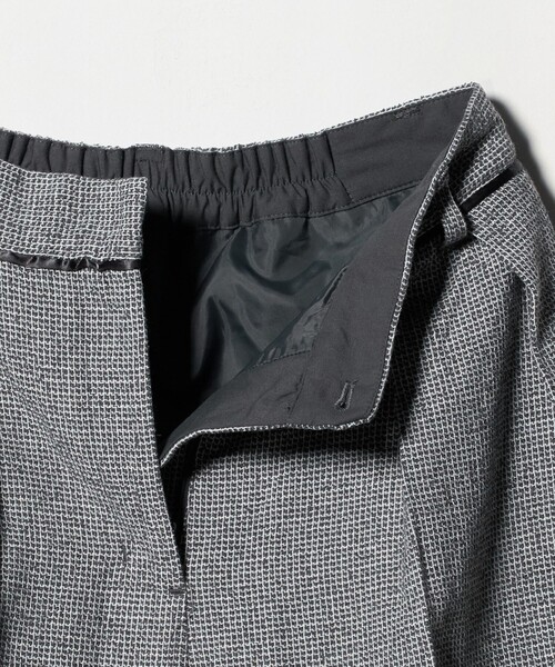 A DAY IN THE LIFE UNITED ARROWS(アデイインザライフユナイテッドアローズ)の「メランジ ツイードライク 2タック ワイドパンツ ‐ウォッシャブル‐<A DAY IN THE LIFE>(その他パンツ・レディース・モカ/ダークグレー/ベージュ・M/S)」の14枚目の写真