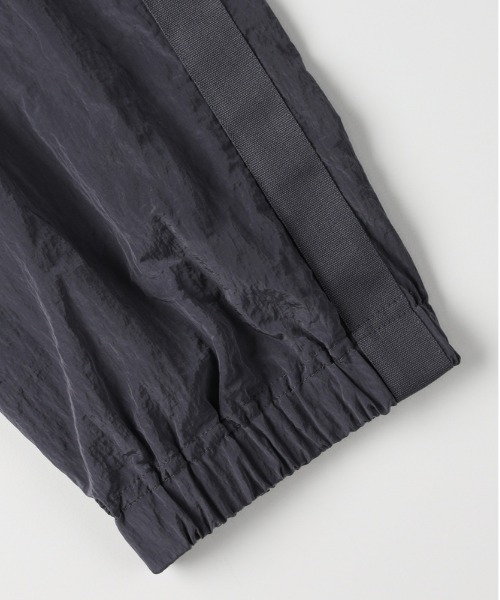 CAMP7（キャンプセブン）の「【CAMP7】ワッシャーナイロンサイドラインパンツ（シルエット/撥水加工/アクティブ/カジュアル）（その他パンツ・メンズ・ブラック/グレー・L/M/XL）」の9枚目の写真