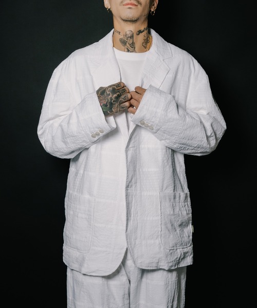 Subciety(サブサエティ)の「Patchwork tailored jacket(テーラードジャケット・メンズ・ブラック/ホワイト・SMALL/MEDIUM/LARGE/X-LARGE)」の2枚目の写真