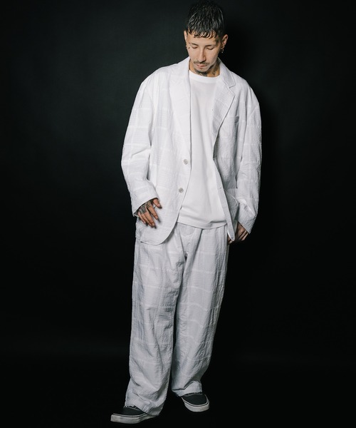 Subciety(サブサエティ)の「Patchwork tailored jacket(テーラードジャケット・メンズ・ブラック/ホワイト・SMALL/MEDIUM/LARGE/X-LARGE)」の3枚目の写真