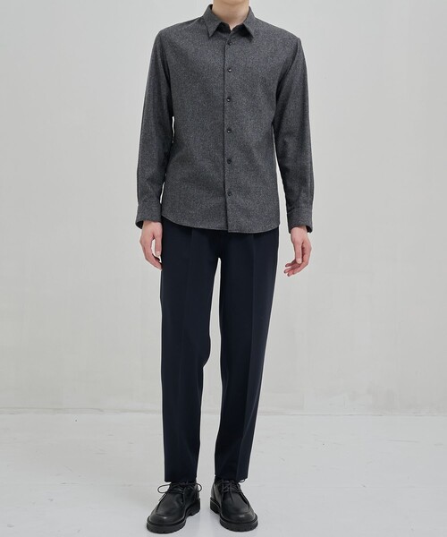 UNITED TOKYO（ユナイテッドトウキョウ）の「SOFT TWEED レギュラーカラーシャツ（シャツ/ブラウス・メンズ・ダークグレー/ブラウン・1/2/3）」の3枚目の写真