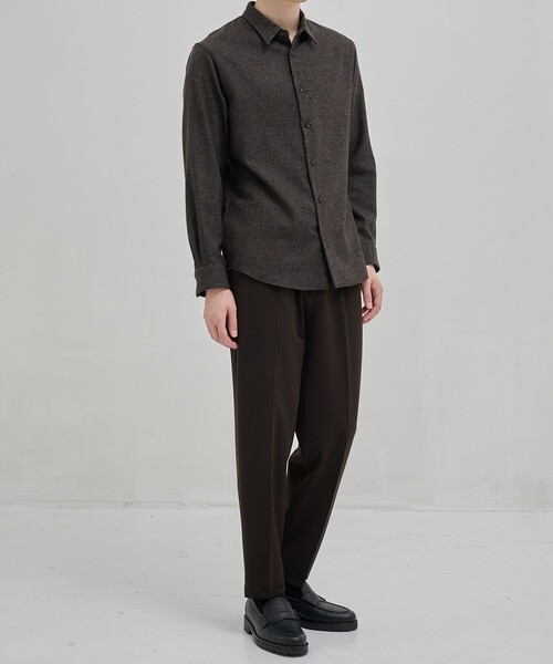 UNITED TOKYO（ユナイテッドトウキョウ）の「SOFT TWEED レギュラーカラーシャツ（シャツ/ブラウス・メンズ・ダークグレー/ブラウン・1/2/3）」の4枚目の写真