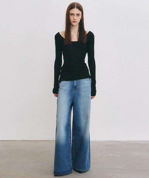 NICK&NICOLE(ニックアンドニコール)の「NICOLE MINIMAL LABEL SCOOP LS TOP_BLACK(Tシャツ/カットソー・レディース・その他・FREE)」の4枚目の写真