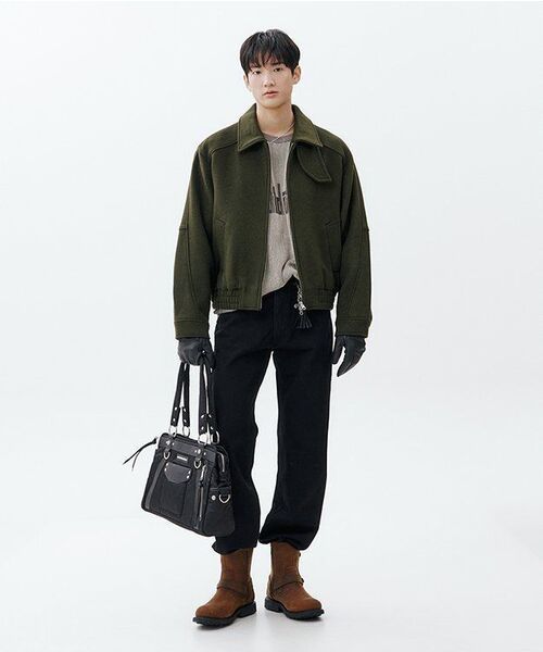 IUGAMAKARAS（イウガマカラス）の「Studded Nylon Shoulder Bag (Black)（ショルダーバッグ・レディース・その他・FREE）」の21枚目の写真