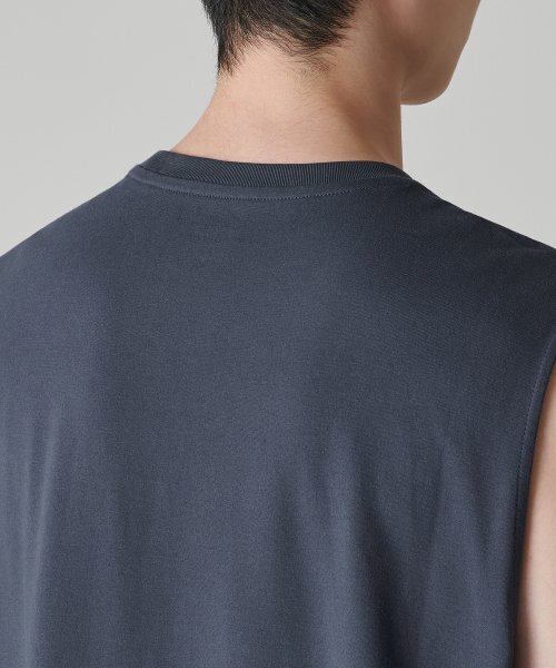 MUSINSA STANDARD（ムシンサスタンダード）の「[クールタンダード] リラックスドスリーブレストップ [アイアングレー]（Tシャツ/カットソー・メンズ・その他・SMALL/MEDIUM/X-LARGE/XXX-LARGE/LARGE/XX-LARGE）」の4枚目の写真