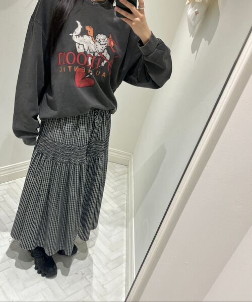 SINOON（シヌーン）の「[コン・ヒョジン、シンシア 着用]  SINOON スモッキングフレアスカート (ネイビー)（スカート・レディース・ネイビー・FREE）」の7枚目の写真