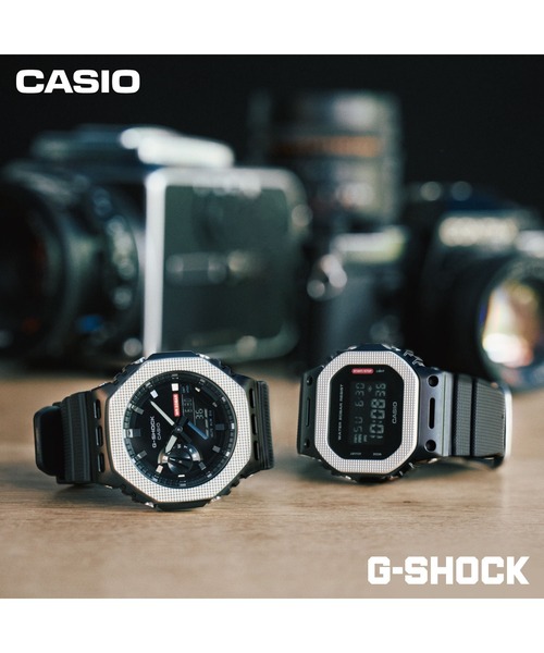 G-SHOCK(ジーショック)の「メタルベゼル / インダストリアルデザイン / GM-2100BM-1AJF(アナログ腕時計・メンズ・ブラック×シルバー・FREE)」の11枚目の写真