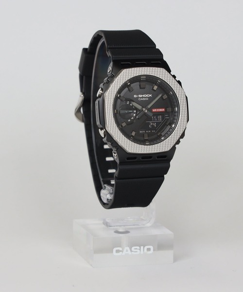 G-SHOCK(ジーショック)の「メタルベゼル / インダストリアルデザイン / GM-2100BM-1AJF(アナログ腕時計・メンズ・ブラック×シルバー・FREE)」の13枚目の写真