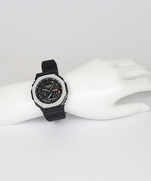G-SHOCK(ジーショック)の「メタルベゼル / インダストリアルデザイン / GM-2100BM-1AJF(アナログ腕時計・メンズ・ブラック×シルバー・FREE)」の20枚目の写真
