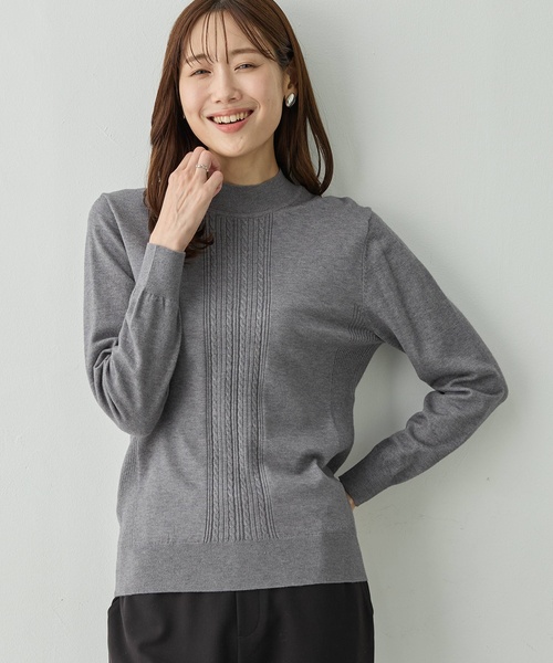 Petit Honfleur(プチオンフルール)の「【イージーケア】ハイネックニットプルオーバー【静電気防止・洗濯機OK・6色展開】(ニット/セーター・レディース・チャコールグレー/ブラック/アイボリー/グリーン/レッド/ネイビー・M/L)」の15枚目の写真