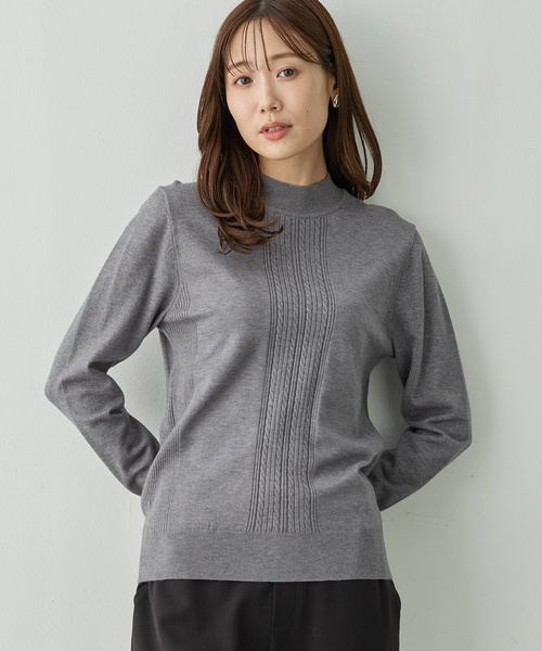 Petit Honfleur(プチオンフルール)の「【イージーケア】ハイネックニットプルオーバー【静電気防止・洗濯機OK・6色展開】(ニット/セーター・レディース・チャコールグレー/ブラック/アイボリー/グリーン/レッド/ネイビー・M/L)」の16枚目の写真