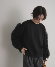 フリルチュールスリーブプルオーバー