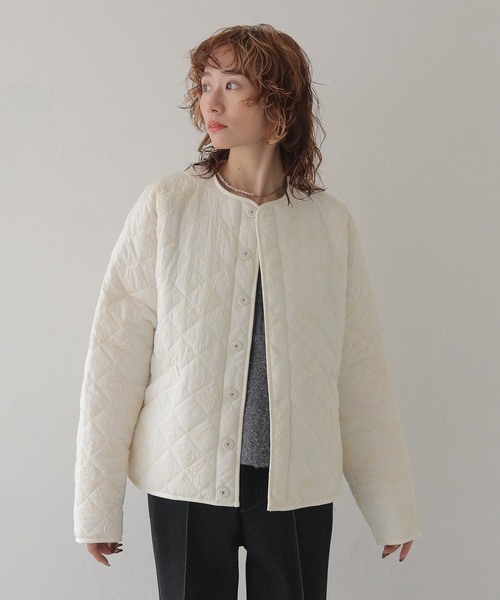 CLEIO（クレイオ）の「【CLEIO】-春アウター- コード刺繍入りキルティングジャケット CORD EMBROIDERED QUILTED JACKET/942-14619（ノーカラージャケット・レディース・アイボリー・FREE）」の11枚目の写真