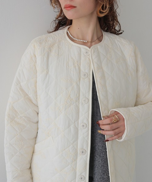 CLEIO（クレイオ）の「【CLEIO】-春アウター- コード刺繍入りキルティングジャケット CORD EMBROIDERED QUILTED JACKET/942-14619（ノーカラージャケット・レディース・アイボリー・FREE）」の17枚目の写真