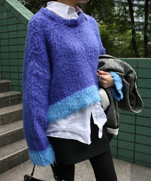 Scrap Book（スクラップブック）の「【CYAN TOKYO】配色カーリーショートニット（ニット/セーター・レディース・ブルー/グレー・FREE）」の4枚目の写真