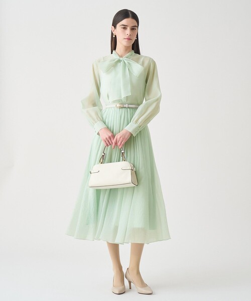 ANAYI(アナイ)の「【Eternal Line 2026】シアーオーガンボウタイ ブラウス(シャツ/ブラウス・レディース・コーラル/ネイビー/ミント/ホワイト・36/38)」の9枚目の写真