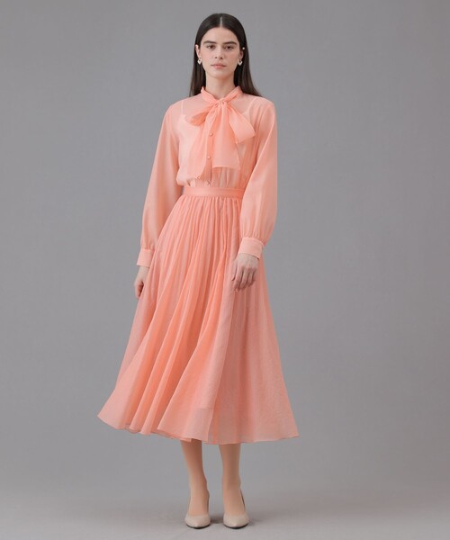 ANAYI(アナイ)の「【Eternal Line 2026】シアーオーガンボウタイ ブラウス(シャツ/ブラウス・レディース・コーラル/ネイビー/ミント/ホワイト・36/38)」の21枚目の写真