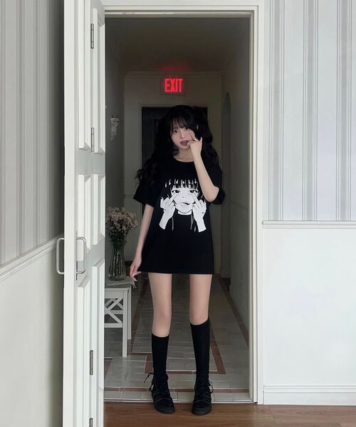 LAUGHER(ラファー)の「キコTシャツ - ブラック(Tシャツ/カットソー・レディース・ブラック・LARGE/MEDIUM/X-LARGE)」の3枚目の写真