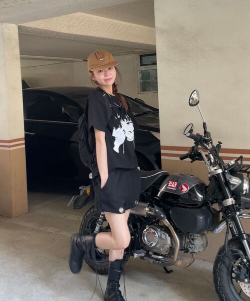 LAUGHER(ラファー)の「キコTシャツ - ブラック(Tシャツ/カットソー・レディース・ブラック・LARGE/MEDIUM/X-LARGE)」の8枚目の写真