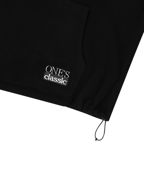 ENDOOR(エンドア)の「Fleece classic pullover (black)(スウェット・メンズ・ブラック・1/2)」の5枚目の写真