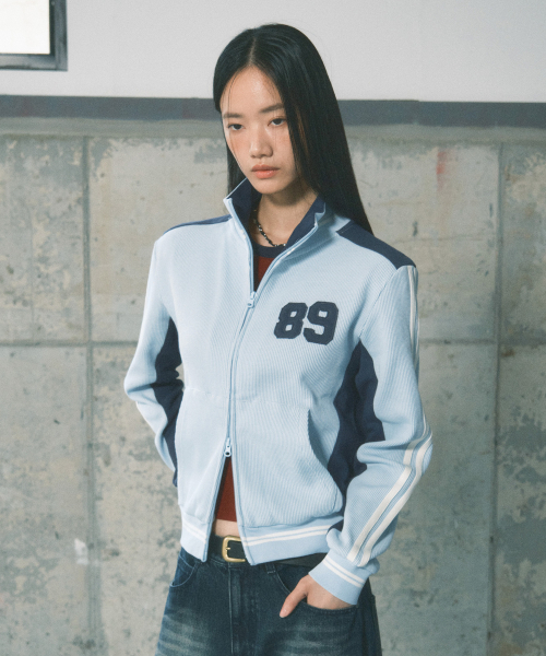SECONDMONO（セカンドモノローグ）の「エアフロー ワッフルトラックジャケット [スカイブルー]_SEJK022SKYBLUE（ナイロンジャケット・レディース・その他・SMALL/MEDIUM/LARGE/X-SMALL）」の6枚目の写真