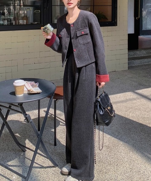 Diosfront（ディオスフロント）の「袖配色ショート丈ノーカラージャケットセットアップ（セットアップ・レディース・チャコールグレー・M/S/L）」の6枚目の写真