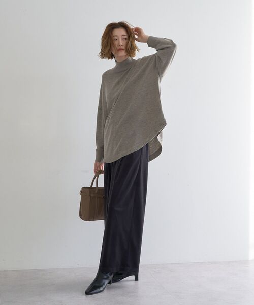 YECCA VECCA（イェッカヴェッカ）の「裾ラメMIXラウンドヘムニット（ニット/セーター・レディース・チャコールグレー/ブルー/グレイッシュベージュ・FREE）」の21枚目の写真