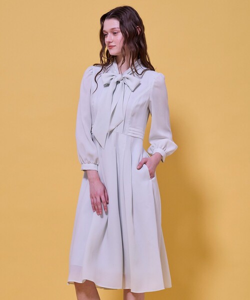 TOCCA（トッカ）の「PROMISE RIBBON ROSETTE ドレス（ワンピース・レディース・イエロー系/ライトグリーン系/ネイビー系・0/2/4/6）」の8枚目の写真