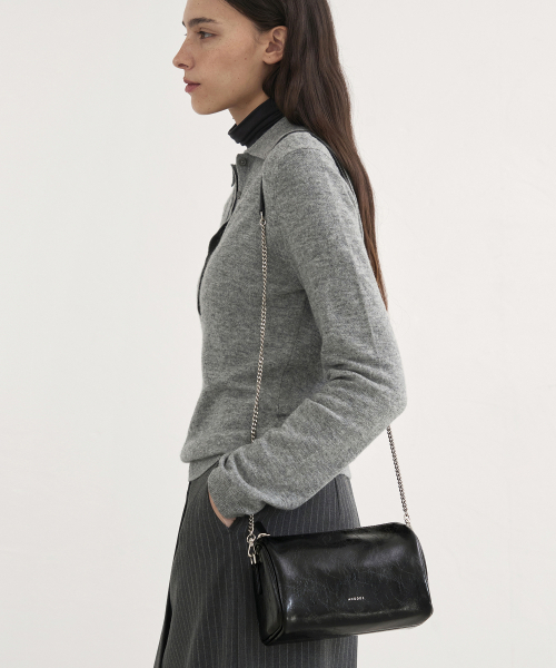 ANODDS(アンオズ)の「PIDI chain leather mini bag 5 color(ショルダーバッグ・レディース・ブラック/ブラウン/シルバー/アイボリー/シルバーグレー・FREE)」の6枚目の写真