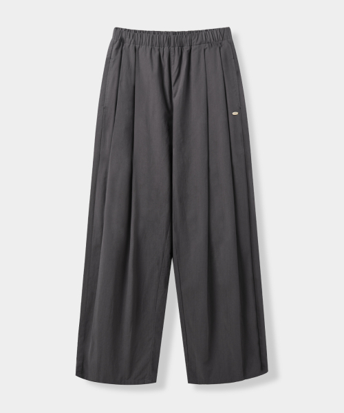 EUGGEN(ユジェン)の「ツーピンタックワイドコットンバンディングパンツ_チャコール(その他パンツ・レディース・その他・SMALL/MEDIUM)」の7枚目の写真