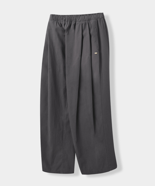 EUGGEN(ユジェン)の「ツーピンタックワイドコットンバンディングパンツ_チャコール(その他パンツ・レディース・その他・SMALL/MEDIUM)」の8枚目の写真