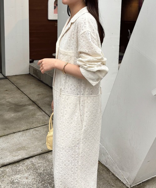 COLLAGE GALLARDAGALANTE（コラージュガリャルダガランテ）の「レースジャンプスーツ（つなぎ/オールインワン・レディース・オフホワイト/ブラック・FREE）」の4枚目の写真