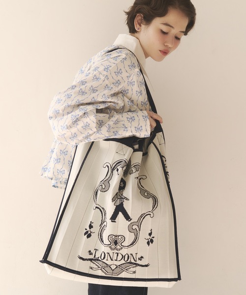 Cath Kidston（キャスキッドソン）の「【Cath Kidston×KNT365】Mam（トートバッグ・レディース・ピンク/ネイビー/レッド・FREE）」の11枚目の写真