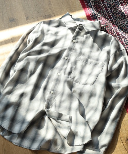 SUGGESTION（サジェッション）の「SUGGESTION 先染め RG長袖シャツ（シャツ/ブラウス・メンズ・ブラック系/ホワイト/チャコールグレー/ブルー/ブラック/アイボリー・M/L/LL）」の2枚目の写真