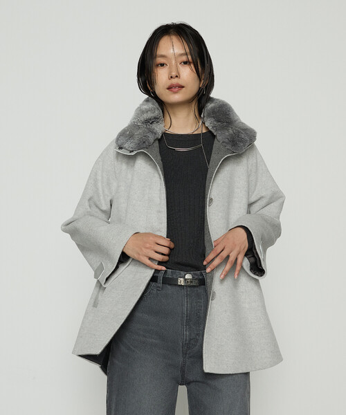 K.T KIYOKO TAKASE（キヨコタカセ）の「〔 Sサイズ 〕 アンゴラウール ・Aラインショートコート（その他アウター・レディース・キナリ・5号）」の6枚目の写真