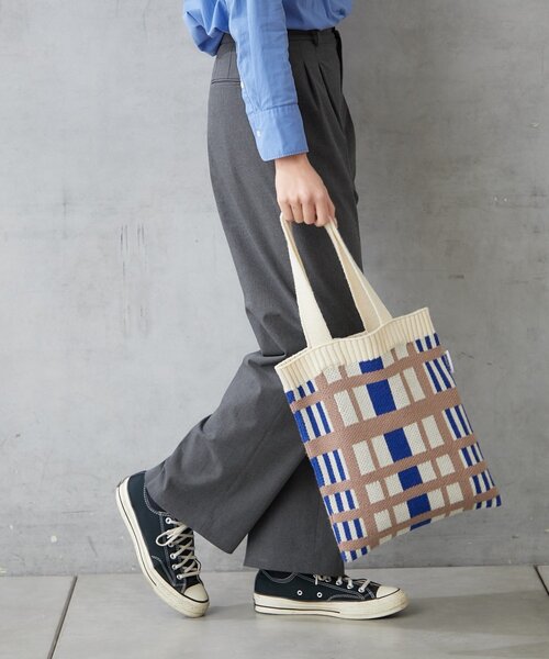 BIRTHDAY BAR（バースデイバー）の「ニットパターンワイドチェックバッグ（トートバッグ・レディース・グリーン/ブルー/グレー/アイボリー・0）」の2枚目の写真