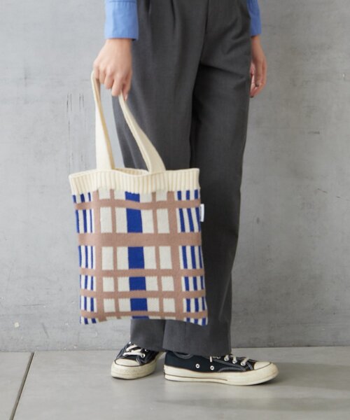 BIRTHDAY BAR（バースデイバー）の「ニットパターンワイドチェックバッグ（トートバッグ・レディース・グリーン/ブルー/グレー/アイボリー・0）」の9枚目の写真