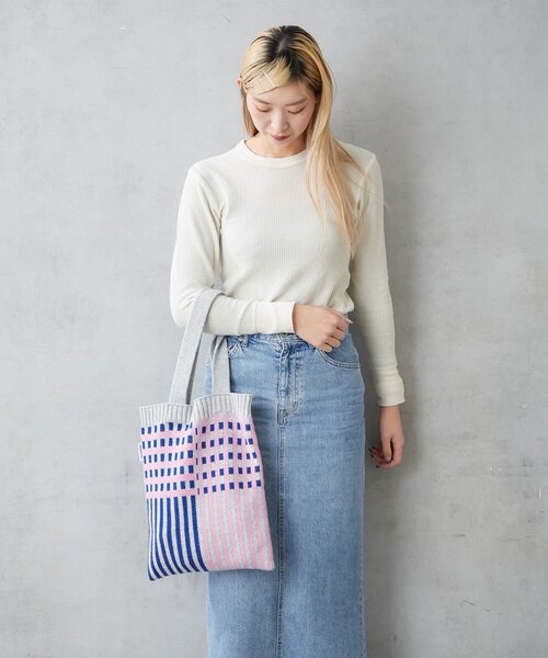BIRTHDAY BAR（バースデイバー）の「ニットパターンワイドチェックバッグ（トートバッグ・レディース・グリーン/ブルー/グレー/アイボリー・0）」の17枚目の写真