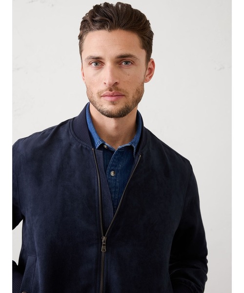 BANANA REPUBLIC FACTORY STORE(バナナリパブリック ファクトリーストア)の「BANANA REPUBLIC FACTORY STORE ヴィーガン スエード ボンバー(ブルゾン・メンズ・ベージュ/ネイビー・S/M/L/XL)」の11枚目の写真