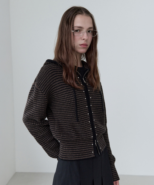STUD KNIT HOODED ZIP‑UP BROWN — вязаное худи на молнии коричневое