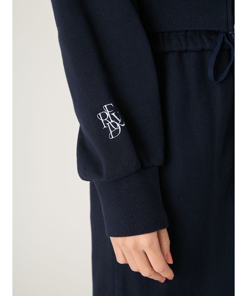 FRAY I.D（フレイアイディー）の「【FRAY I.D｜Champion】リバースウィーブショートフーディ（スウェット・レディース・オフホワイト/ピンク/ネイビー・F）」の22枚目の写真