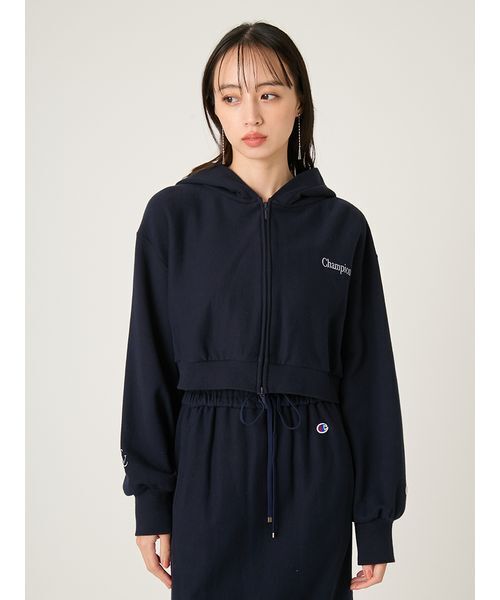 FRAY I.D（フレイアイディー）の「【FRAY I.D｜Champion】リバースウィーブショートフーディ（スウェット・レディース・オフホワイト/ピンク/ネイビー・F）」の6枚目の写真